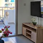 Airbnsea Centre Side Sea View