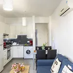 Airbnsea Centre Side Sea View Lejlighed Larnaca