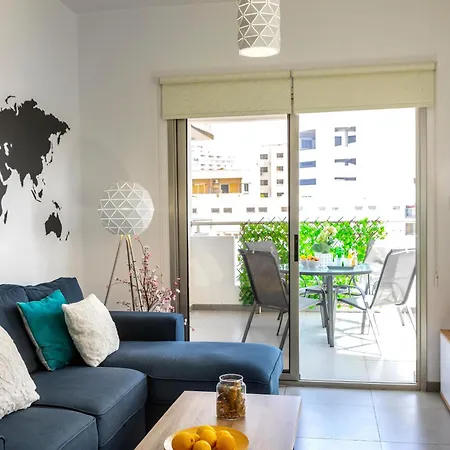 아파트 Airbnsea Centre Side Sea View