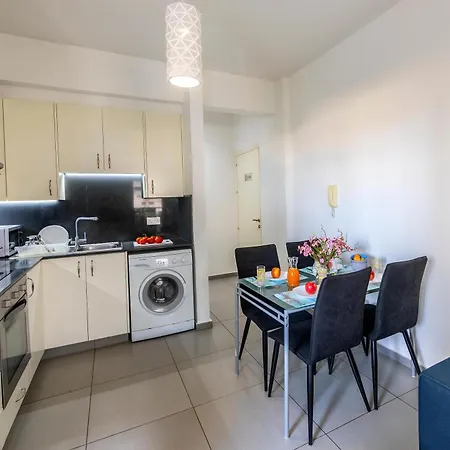 아파트 Airbnsea Centre Side Sea View