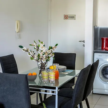 Airbnsea Centre Side Sea View 아파트 *