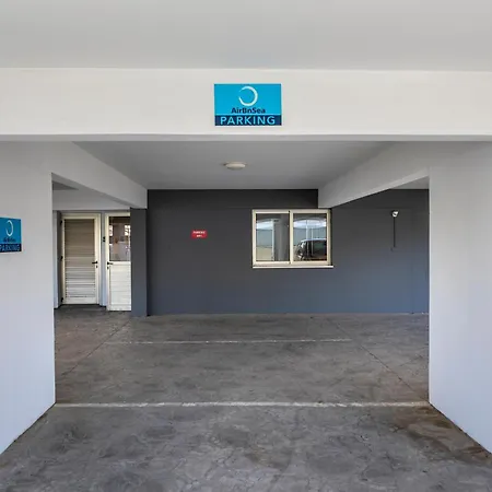 Airbnsea Centre Side Sea View 아파트