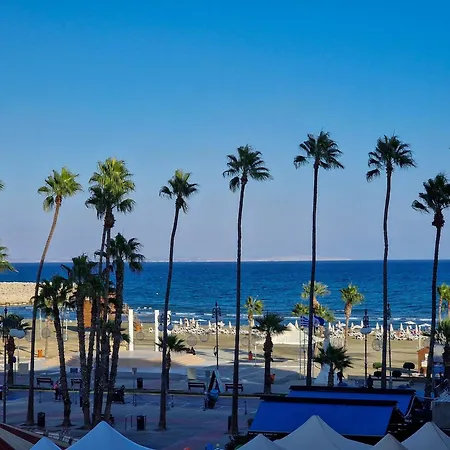 Airbnsea Centre Side Sea View * לרנקה