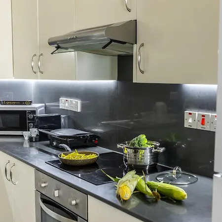 דירה Airbnsea Centre Side Sea View