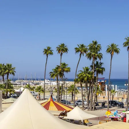 דירה Airbnsea Centre Side Sea View לרנקה