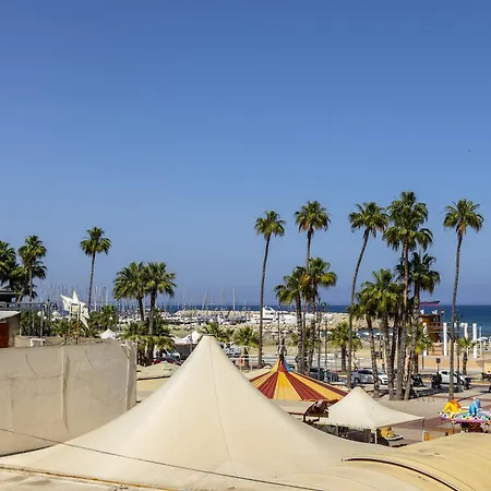 Airbnsea Centre Side Sea View דירה