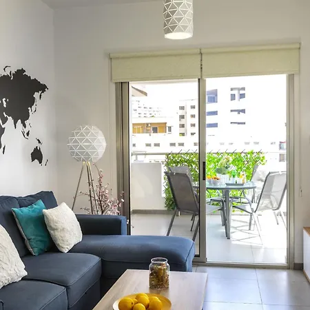 Airbnsea Centre Side Sea View דירה *
