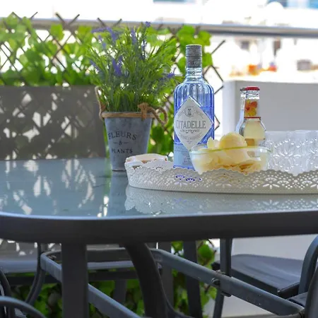 Airbnsea Centre Side Sea View * לרנקה