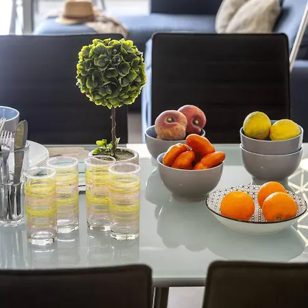 דירה Airbnsea Centre Side Sea View לרנקה