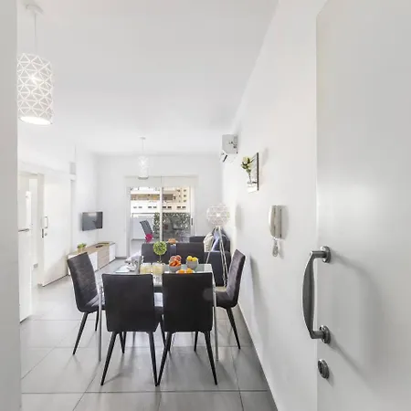 Airbnsea Centre Side Sea View *