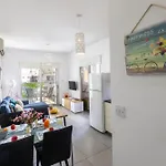 Airbnsea Centre Side Sea View Appartamento Larnaca
