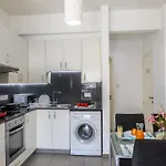 Airbnsea Centre Side Sea View Appartamento Larnaca