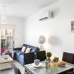 Apartment Airbnsea Centre Side Sea View