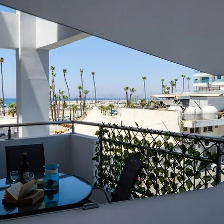 Airbnsea Centre Side Sea View *