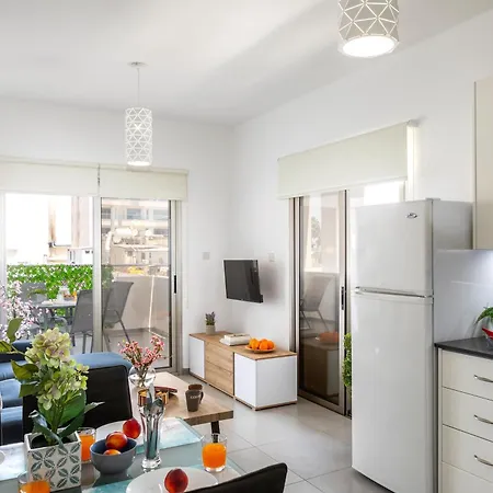 Airbnsea Centre Side Sea View