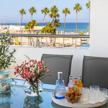 Airbnsea Centre Side Sea View Larnaca