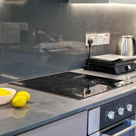 Apartament Airbnsea Centre Side Sea View Larnaca