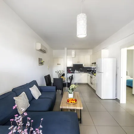 Airbnsea Centre Side Sea View