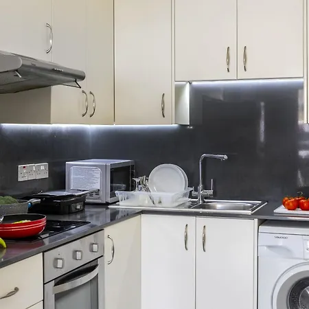 Apartment Airbnsea Centre Side Sea View Larnaca