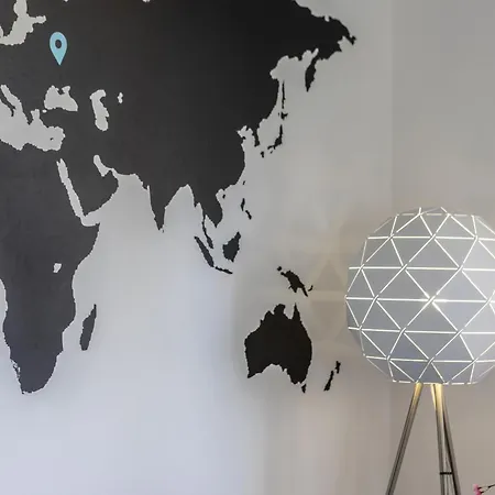 Airbnsea Centre Side Sea View Larnaca