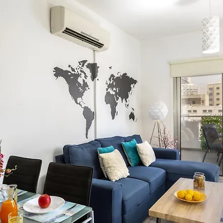 アパート Airbnsea Centre Side Sea View ラルナカ