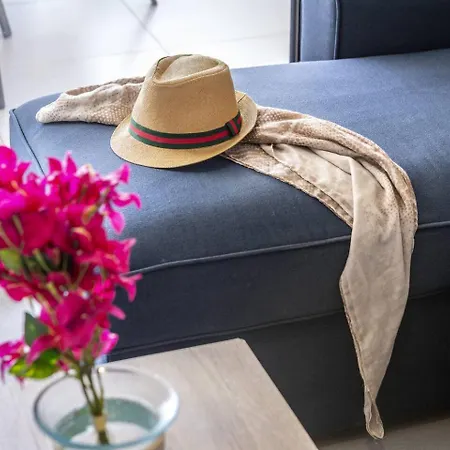 Airbnsea Centre Side Sea View Apartment