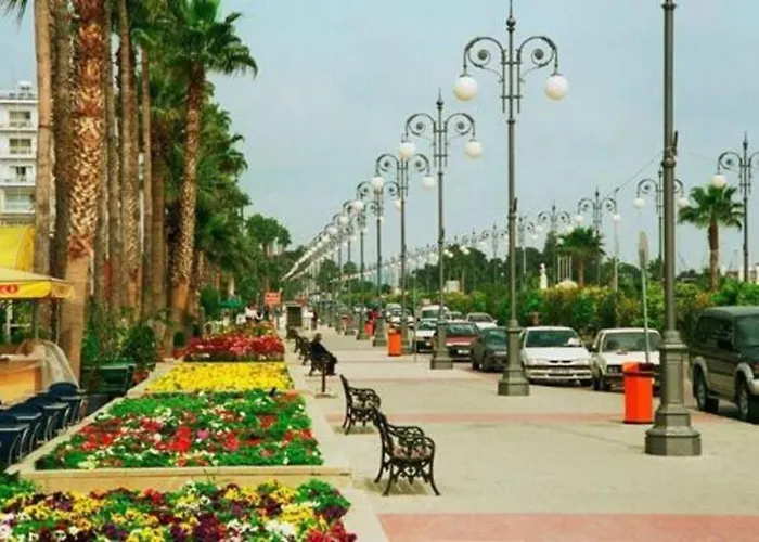 Apartmán Airbnsea Centre Side Sea View Larnaca