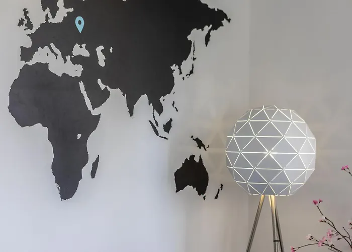 Airbnsea Centre Side Sea View Larnaca