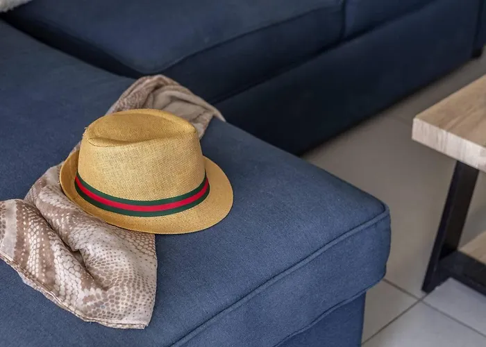 Airbnsea Centre Side Sea View Apartment *